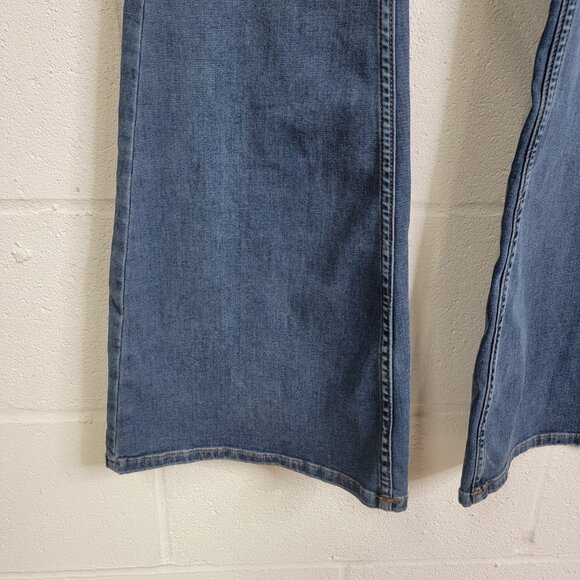 Free People Penny Pull On Flare Denim Jeans Womens 26 R Hippie Boho Trendy 70s - Picture 6 of 12